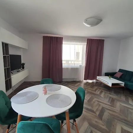 Iris Vivo Mall 2 クルージュ＝ナポカ